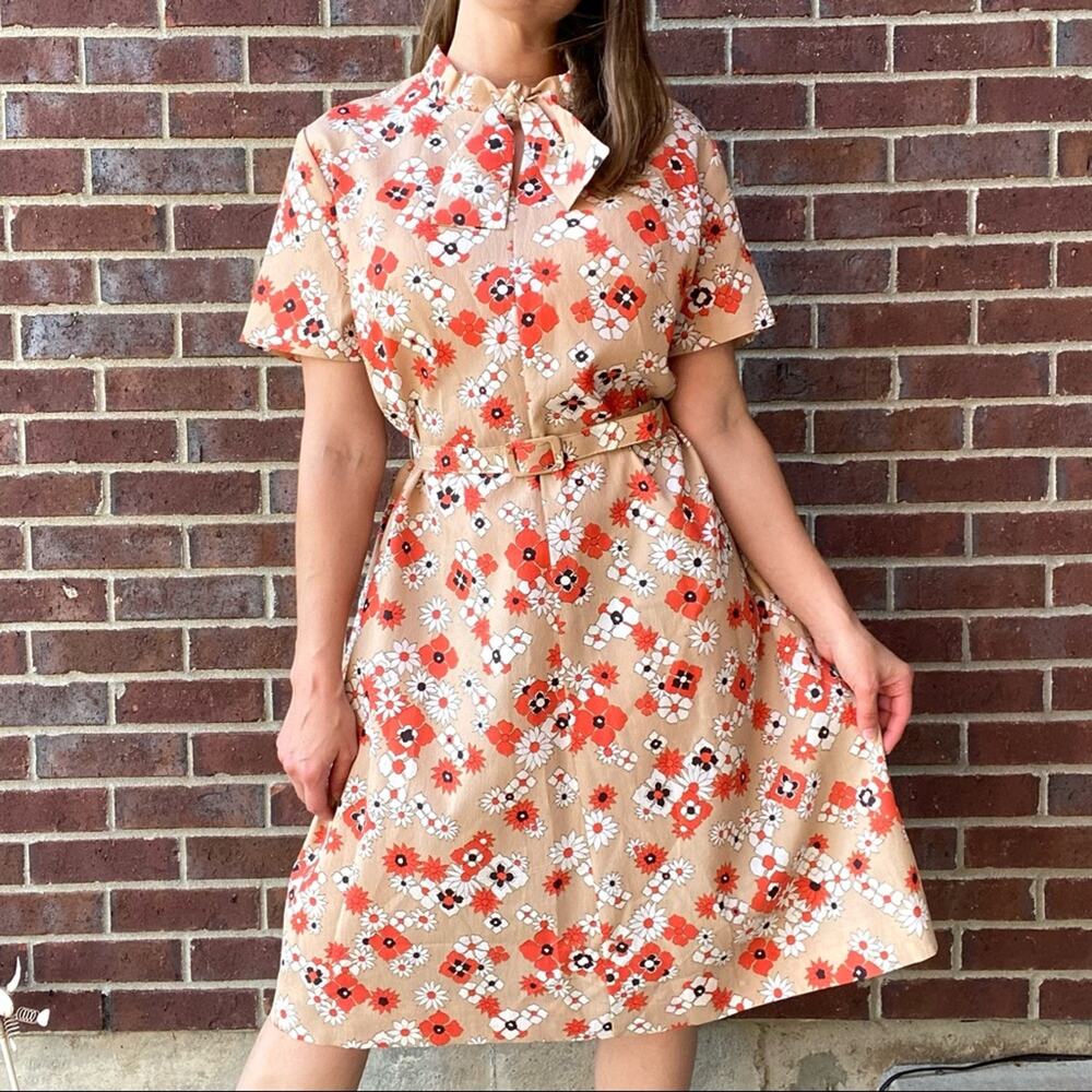 Vintage retro 60s/70s belted floral tie neck fit flare dress small medium - Picture 4 of 9